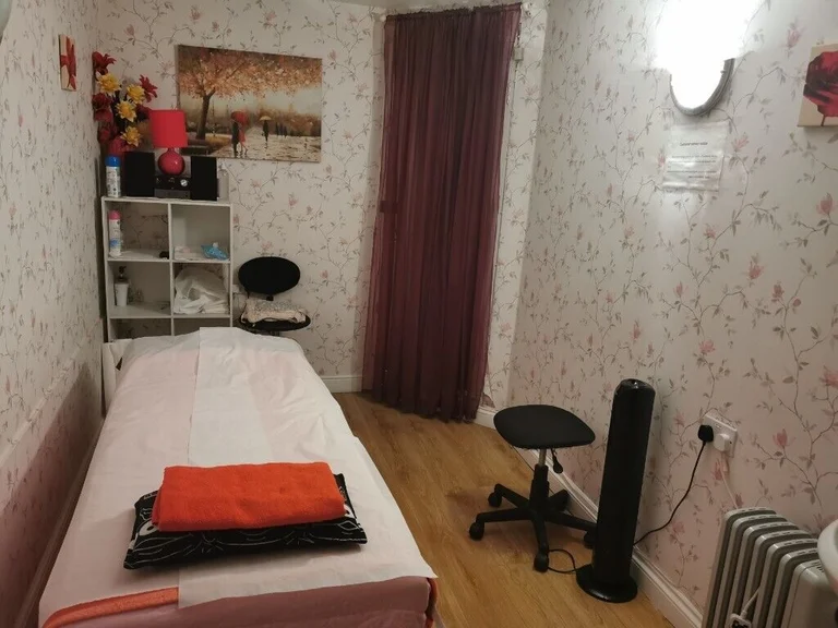 Best Oriental Relaxing Massage In Plaistow Stratford East London !
