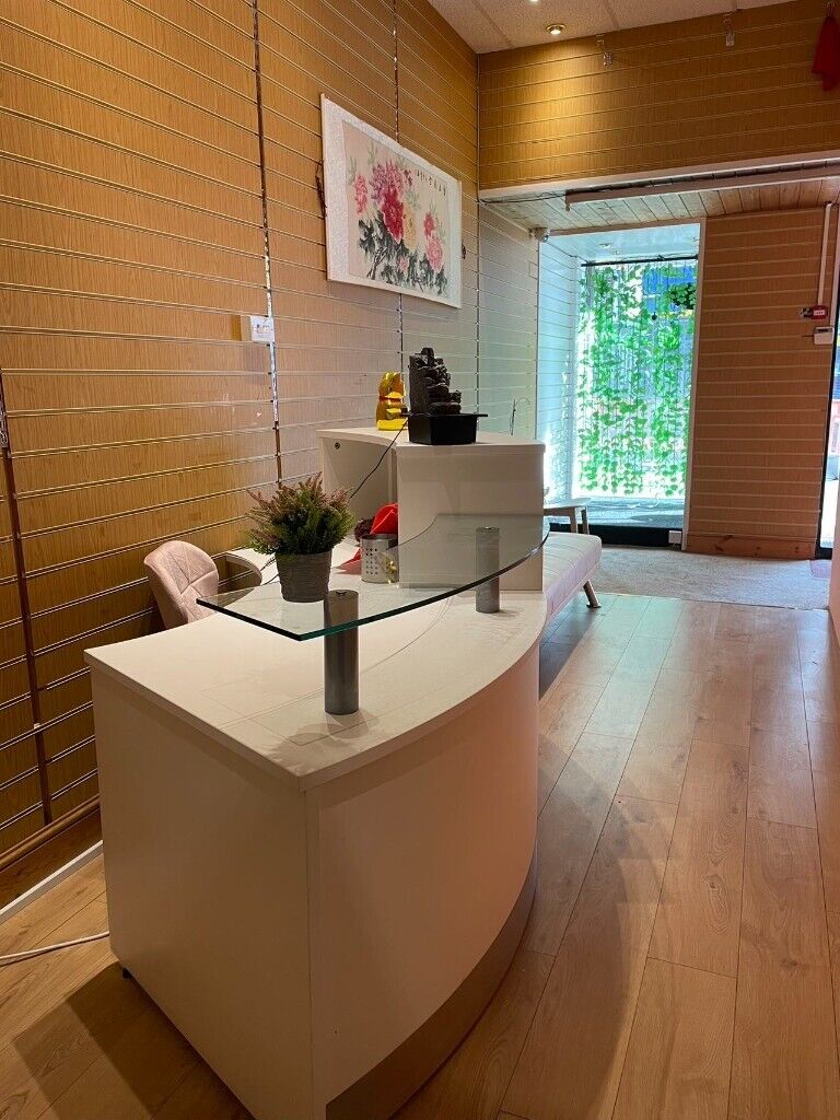 128 Salop Street WV3 0RX Relax Oasis