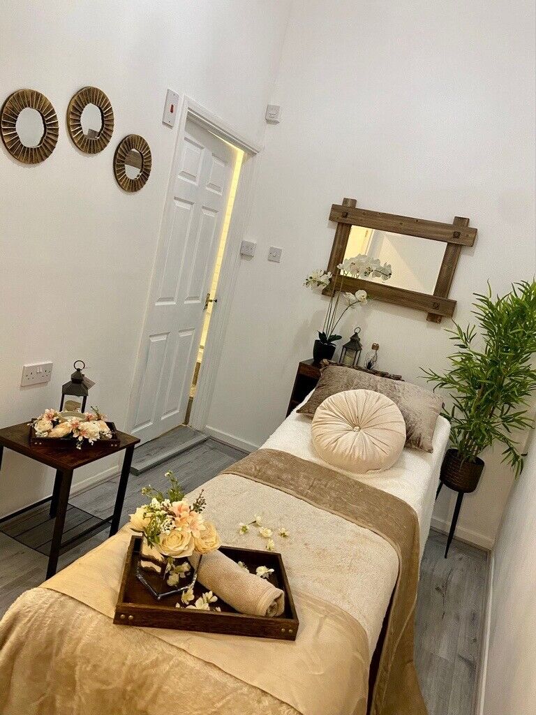 Deep Tissue, Swedish, Body Scrub, Lomi Lomi And Relaxing Massage