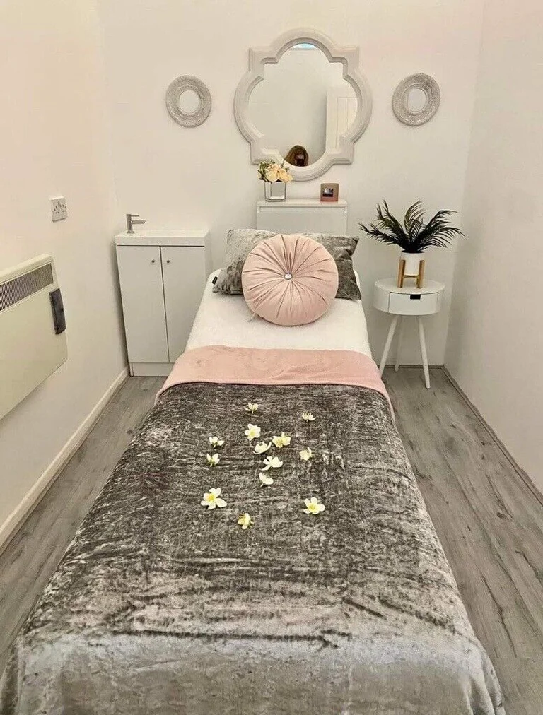 Deep Tissue, Swedish, Body Scrub, Lomi Lomi And Relaxing Massage