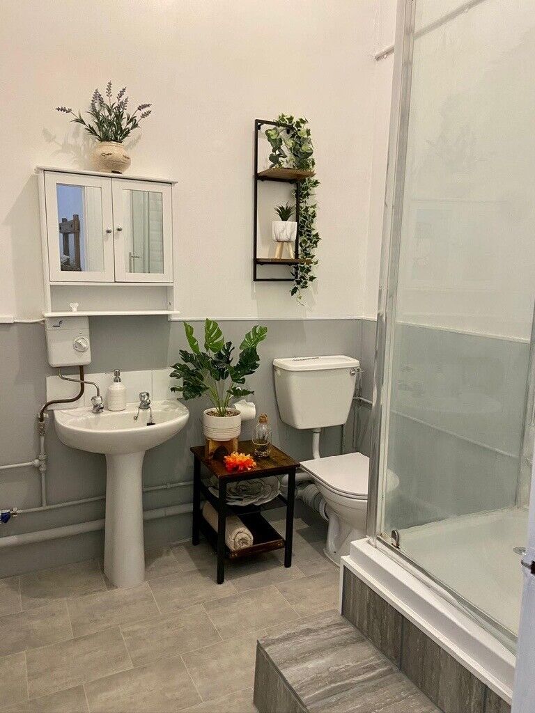 Deep Tissue, Swedish, Body Scrub, Lomi Lomi And Relaxing Massage