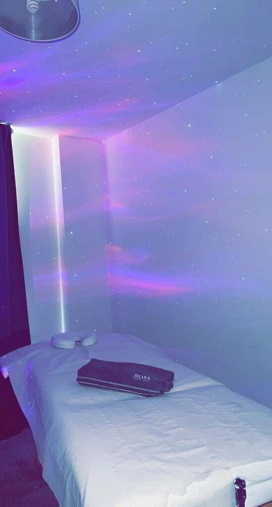 Professional Luxury Massage / Private Modern Apartment In West London