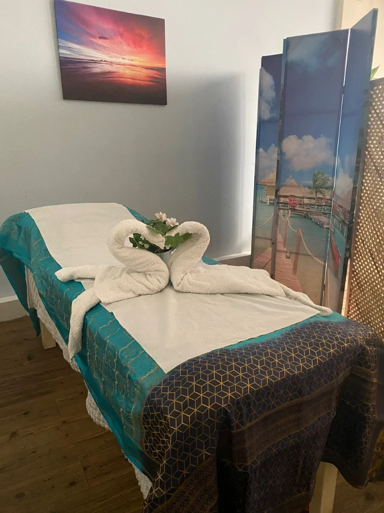 Nat & Kimmy - Ultimate Thai Duo - Central Derby DE1 - Daily 12pm-5pm