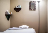 London Massage Therapist In Surbiton, London