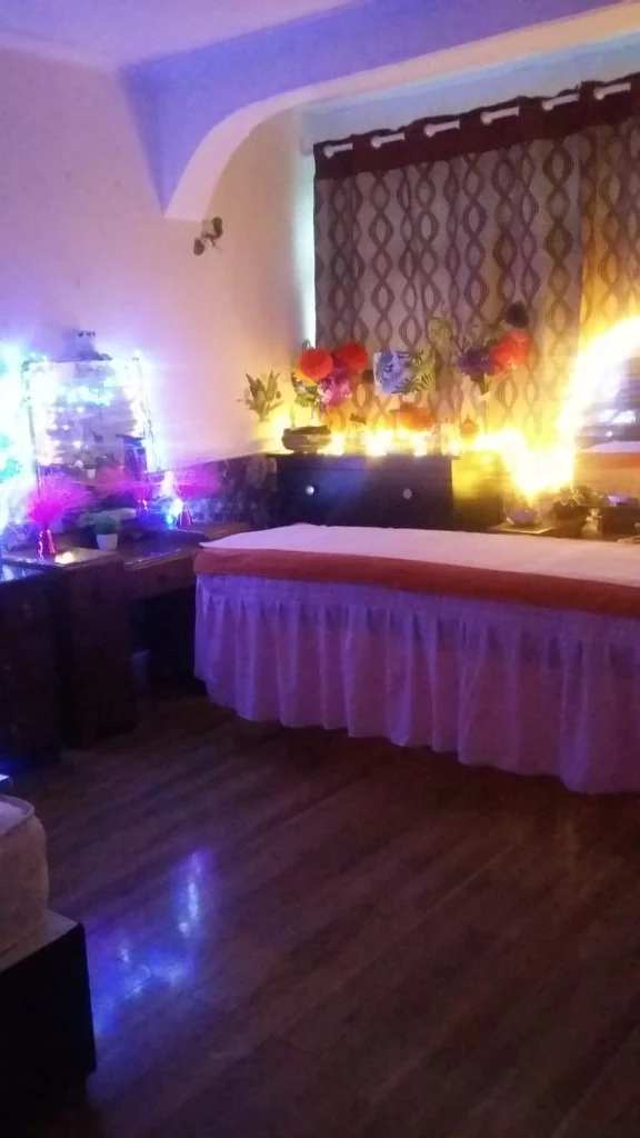 Hot Stone Massage In Redbridge, London