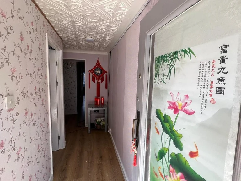 New Massage Therapy Shop In Chippenham City Centre