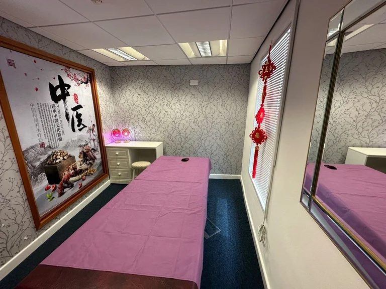 China Studio Chippenham | Relaxing Massage Centre, Wiltshire
