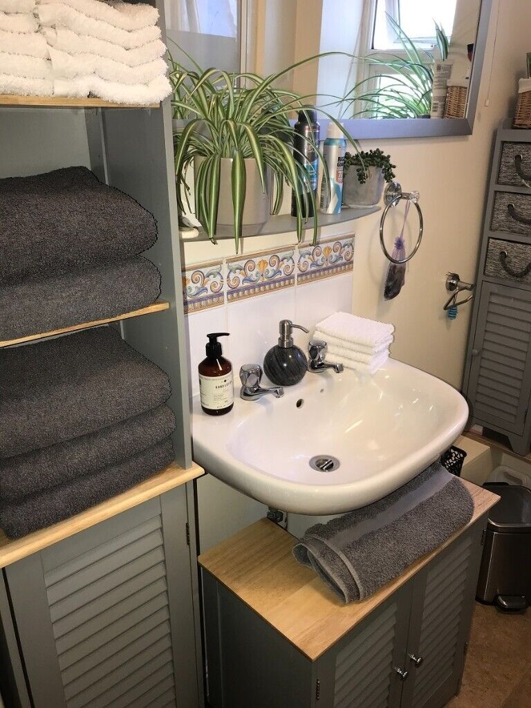 Relaxing, Swedish, Hot Lava Stone Massage, In Feltham, London