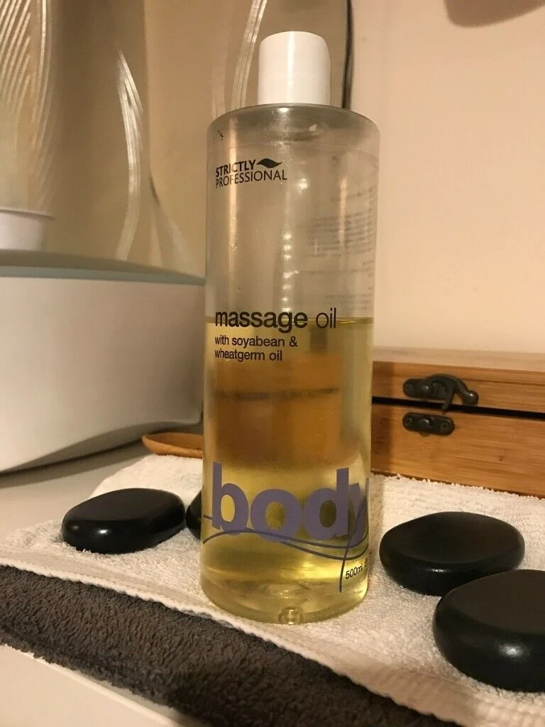 Relaxing, Swedish, Hot Lava Stone Massage, In Feltham, London