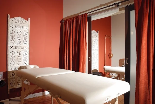 Italian Male Massage Therapist Leeds!