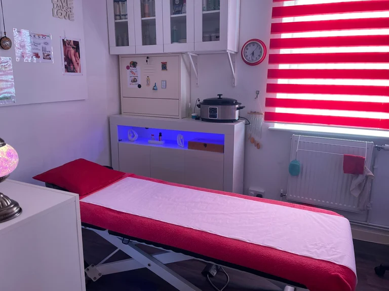 Massage By Qualified Male Massage Therapist Tredegar, Blaenau Gwent