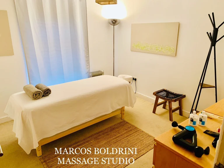 Sports & Relaxing Massage - Male masseur - Manchester City Centre