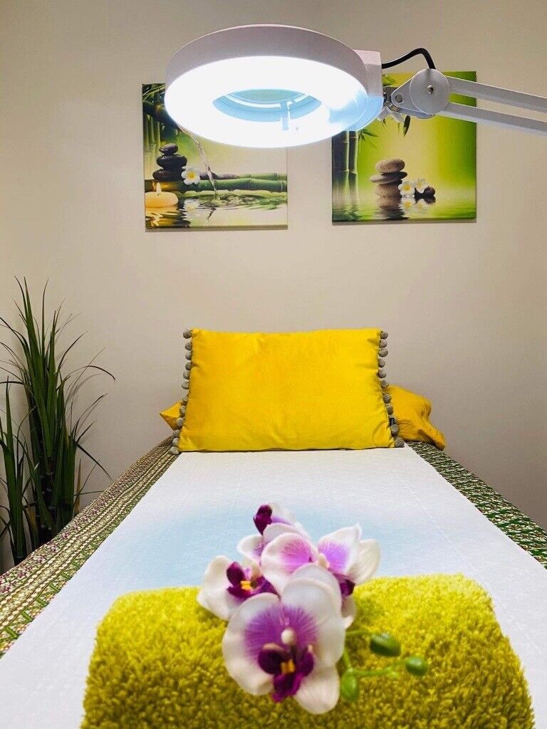 Thai Massage Cheshire In the Evening