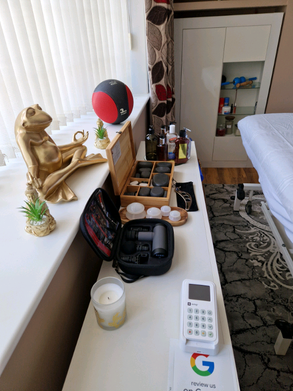 4 Hand Massage Kent: Ultimate Relaxation Experience
