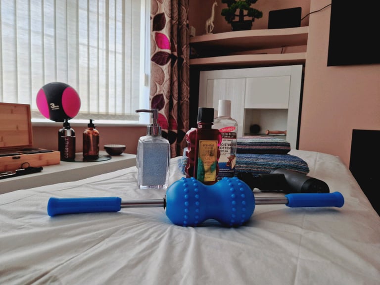 4 Hand Massage Kent: Ultimate Relaxation Experience