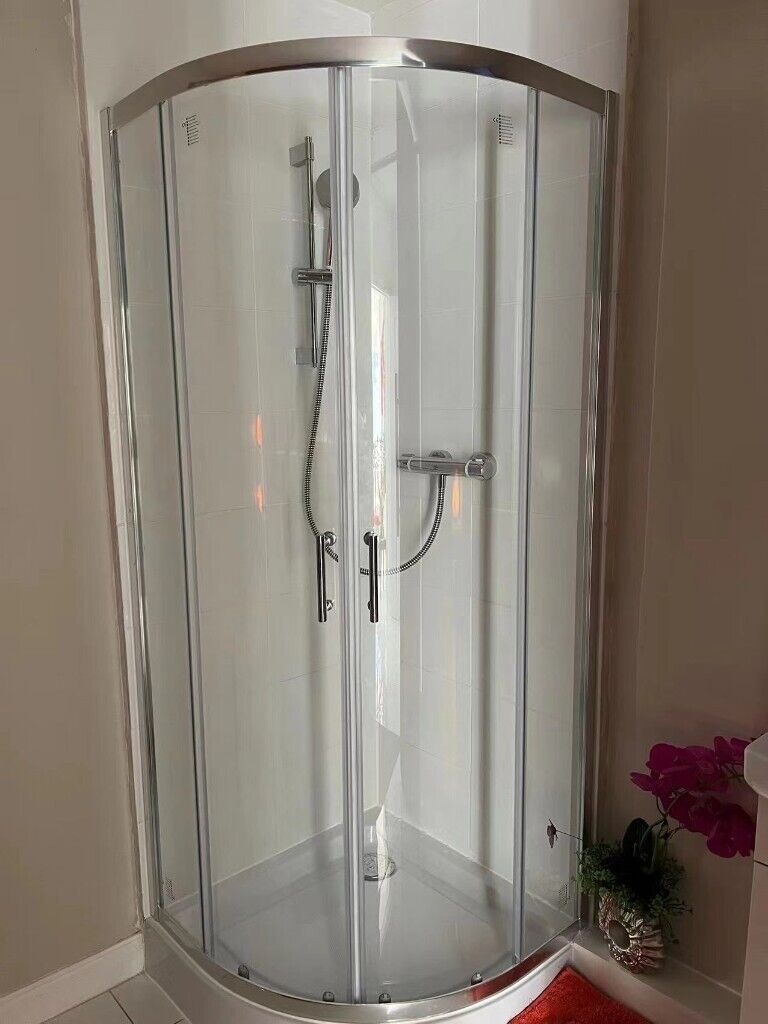 Massage ST Benedicts Norwich! Showers In Every Room!