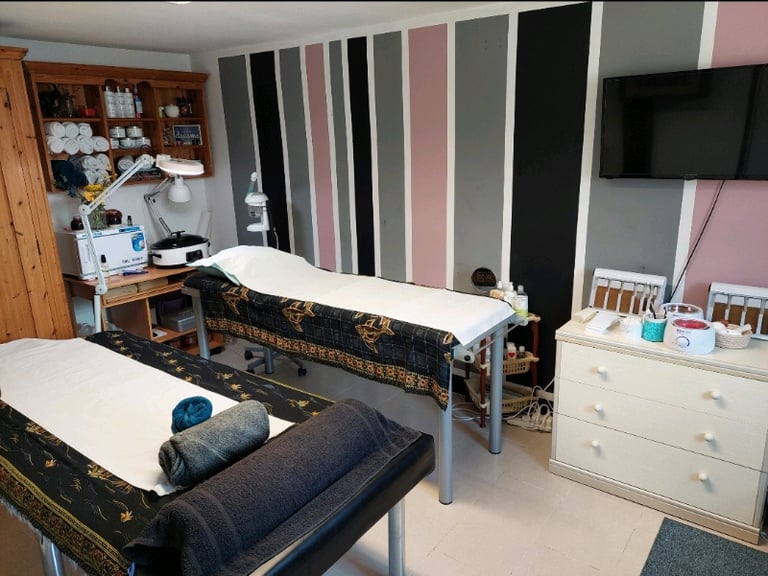 Beauty & Relaxing Treatments: Massage, Waxing & Facial Treatments In Luton