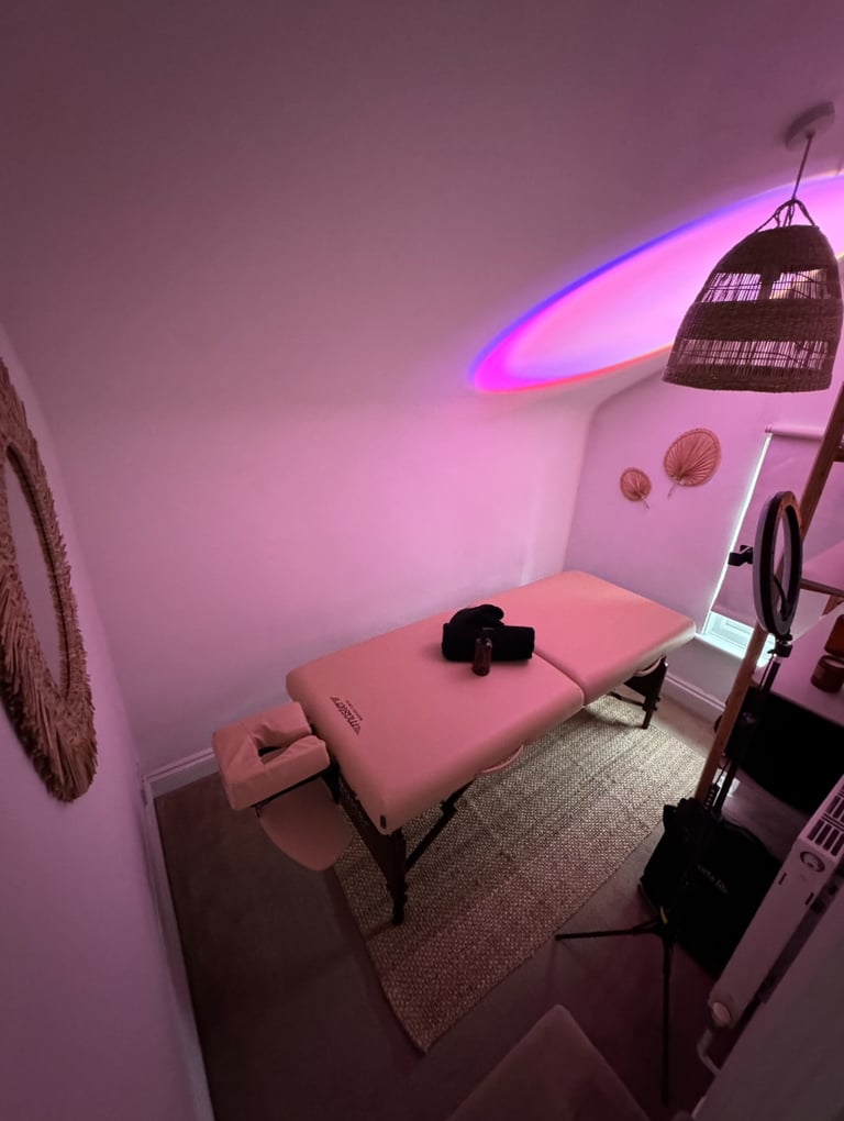 Brazilian Massage Therapist In Shepherds Bush, London