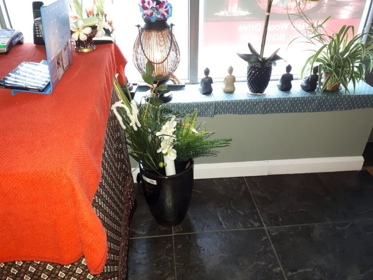 New lady Hua Hin Leisure ~Traditional Thai Massage In Bradford