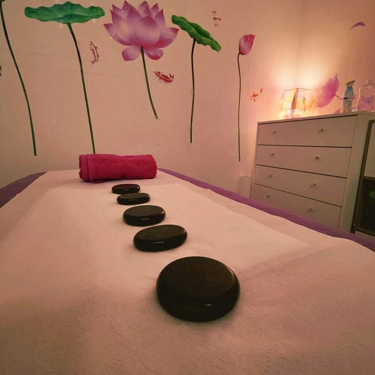 Full Body Relaxing & Deep Tissue Massage In Heywood, Manchester