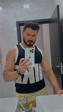 Dyones Professional Masseur In East London