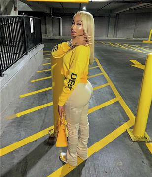 Relaxing Massage By Brazilian Massage  Therapist Yas London