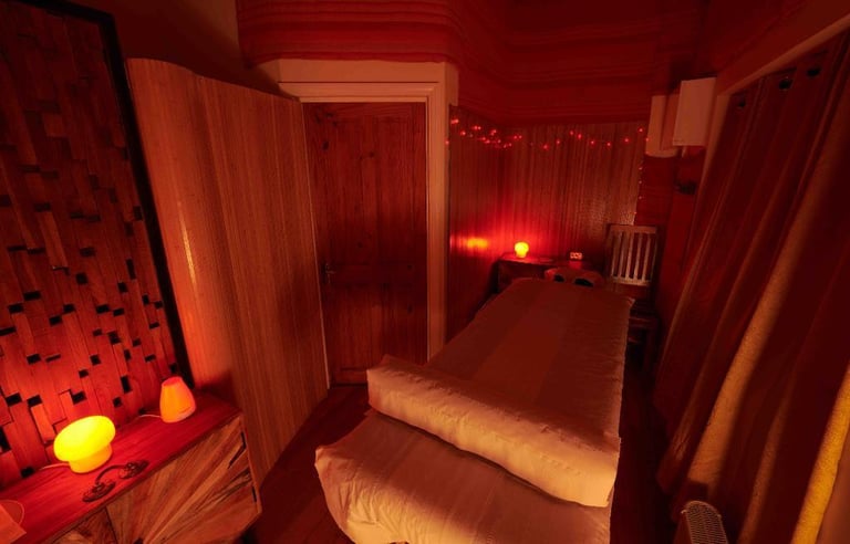 Top Notch Ayurvedic Massage Therapist Incall / Outcall! Acton, London