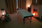 Leeds Massage Studio: Raynor Naturopathic Deep Tissue Therapy & Swedish Massage