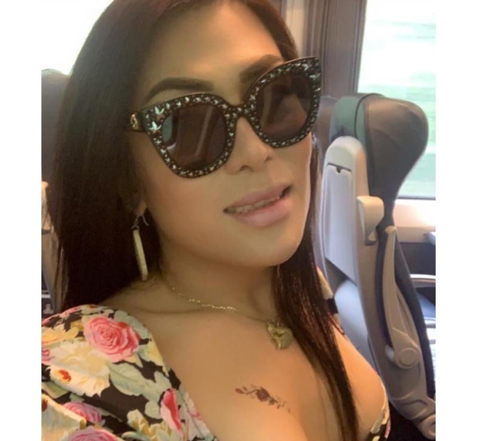 Relaxing Massage By Asian Transwoman (Ladyboy)