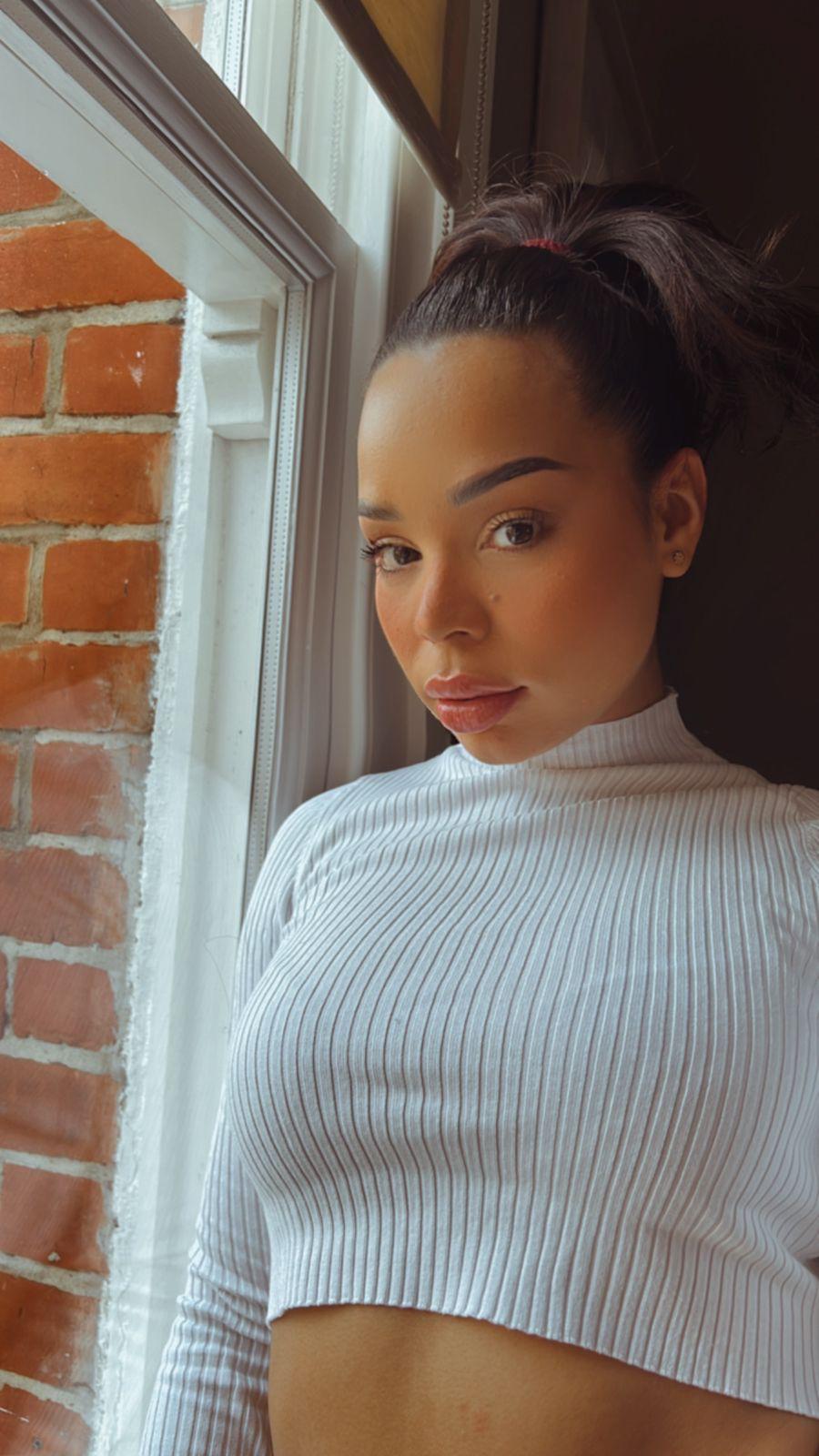 Colombian Massage Therapist In Chelsea, London