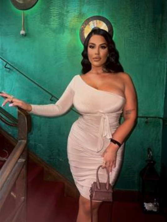 Female Massage Therapist In East London IG10