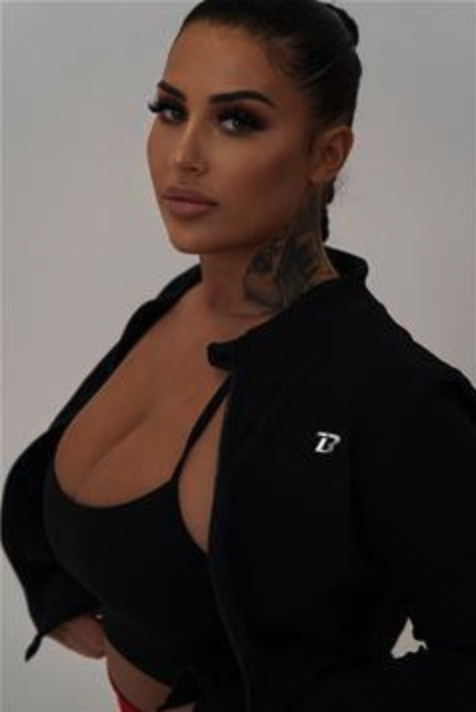 Female Massage Therapist In East London IG10