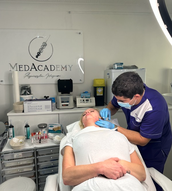 Experienced Mobile Rehabilitation Therapist In London: Physiotherapy & Professional Massage