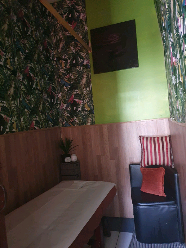 Promo £20 - 30minutes Massage In Kingston, London