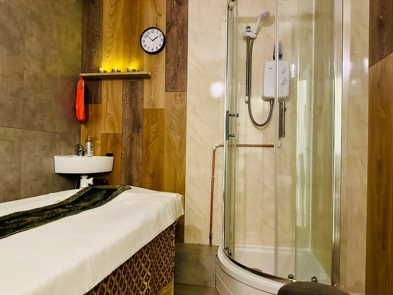 Happy Days Thai Spa Shoreditch - Brick Lane, London