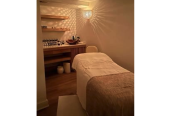 Italian Massage Female Therapist - Relaxing Massage Experience In London