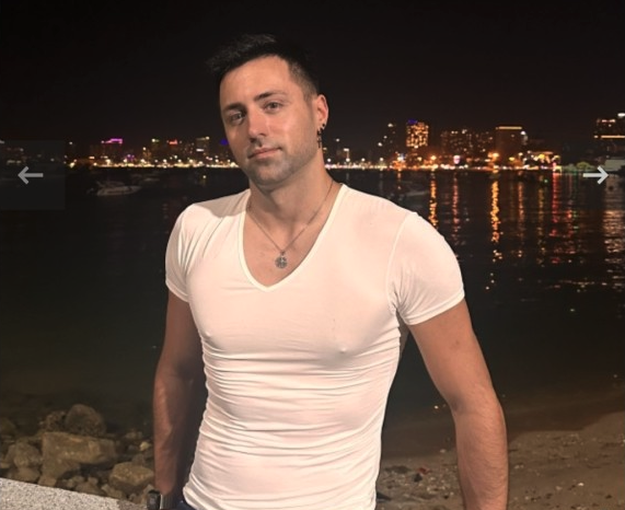 Oil Massage And Aromatherapy For Male & Female In Earl’s Court By Male Masseur