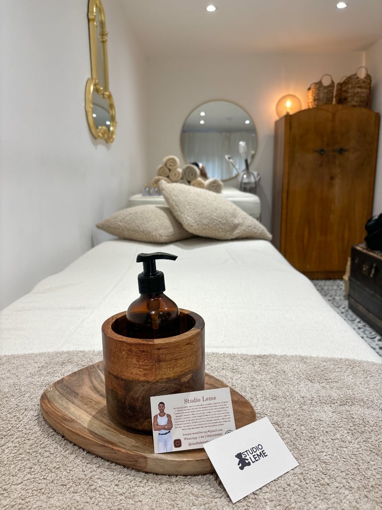 Mobile Male Massage Therapist In Hackney - Book A Session Today! Hackney, London