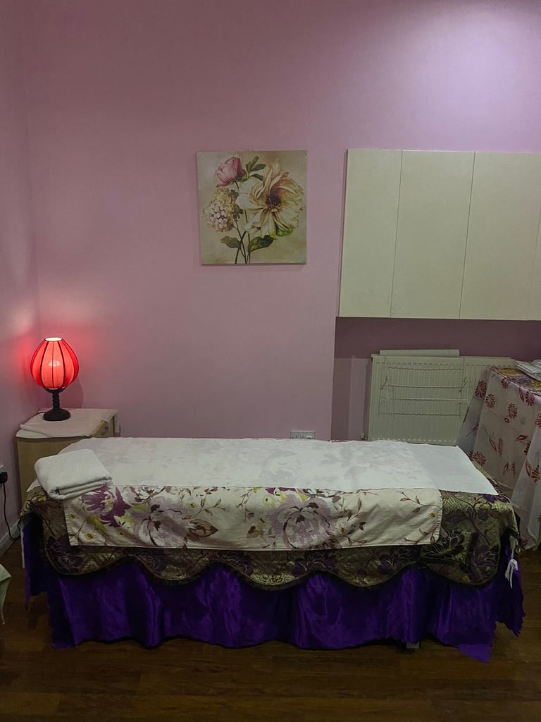 Best Massage In Crystal Palace - London