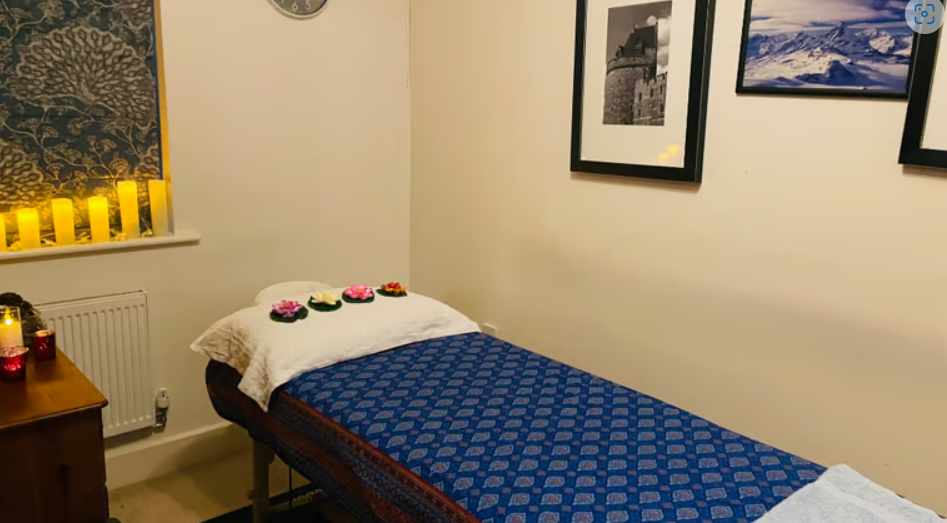 Thai Massage Mina - A Thailand Masseuse In Maidenhead, Berkshire