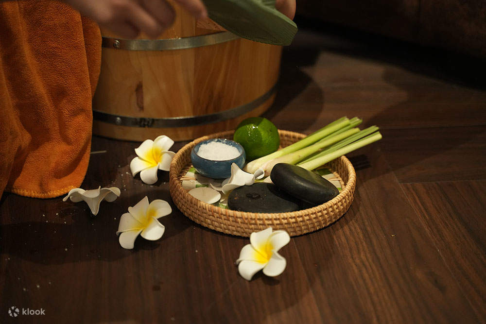 Indian Full Body Massage In Romford, London