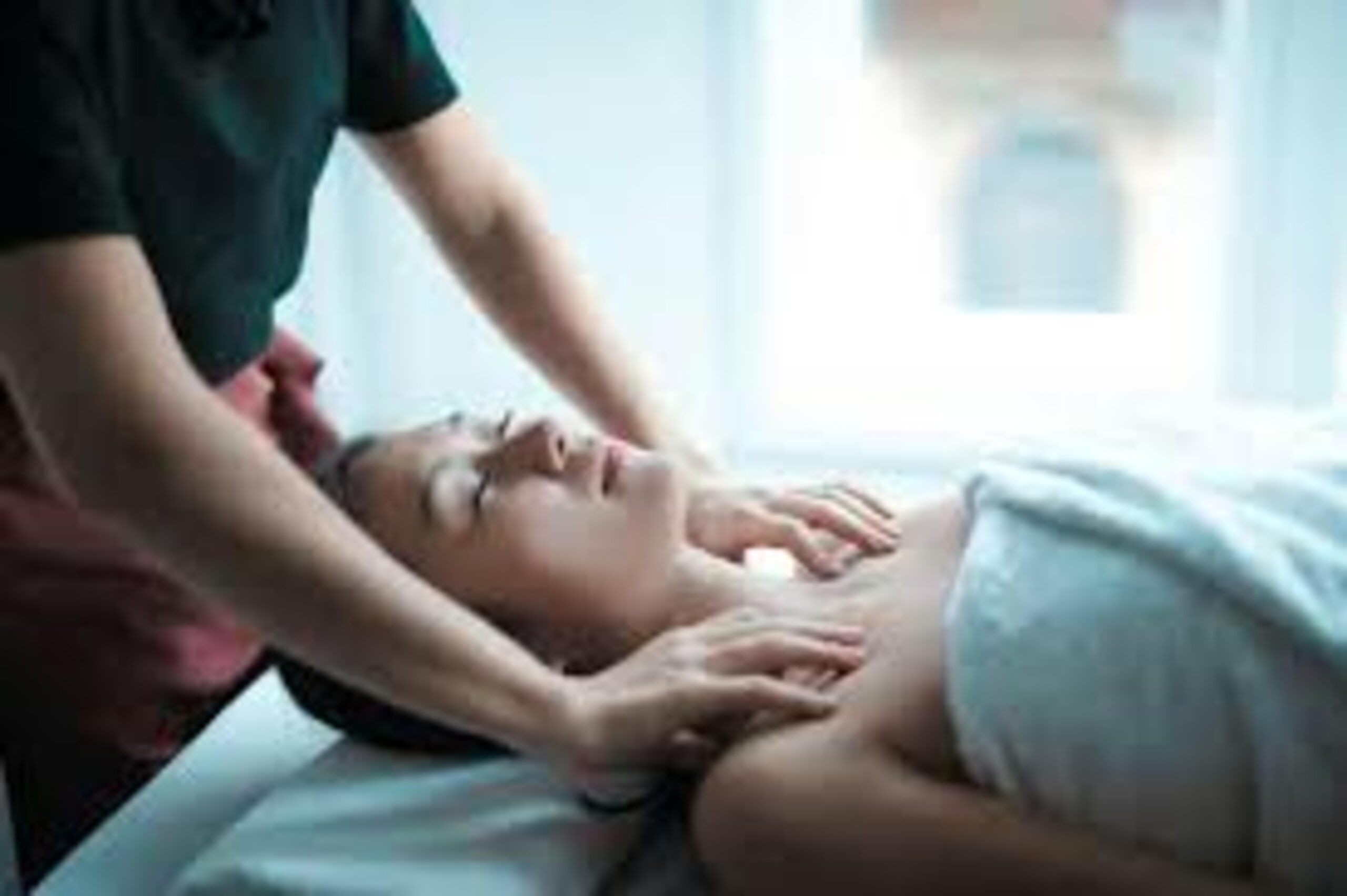 Alexia Massage - Relaxing & Deep Tissue In Old s=Street